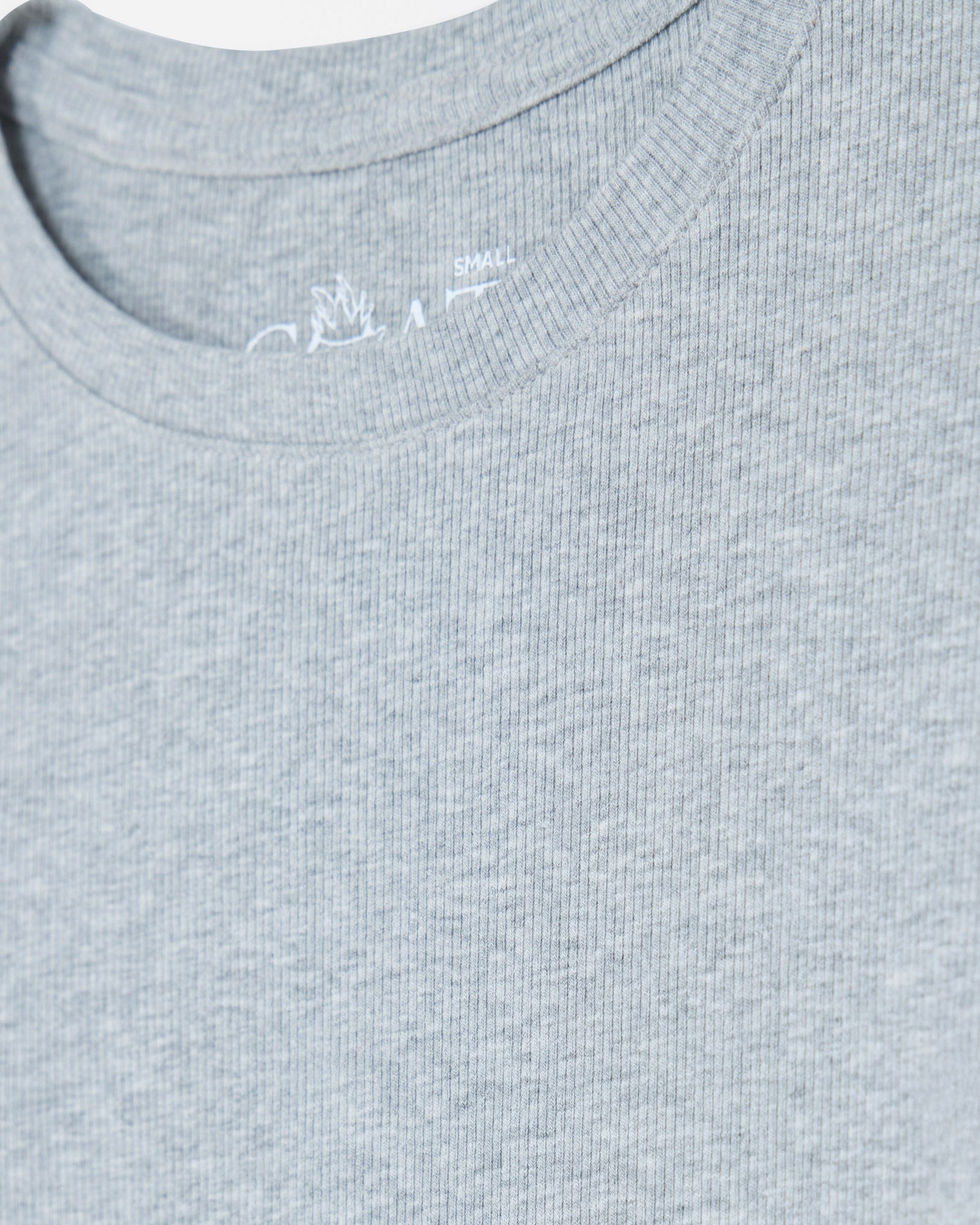 Close-up of gray ribbed tee#color_pale-gray