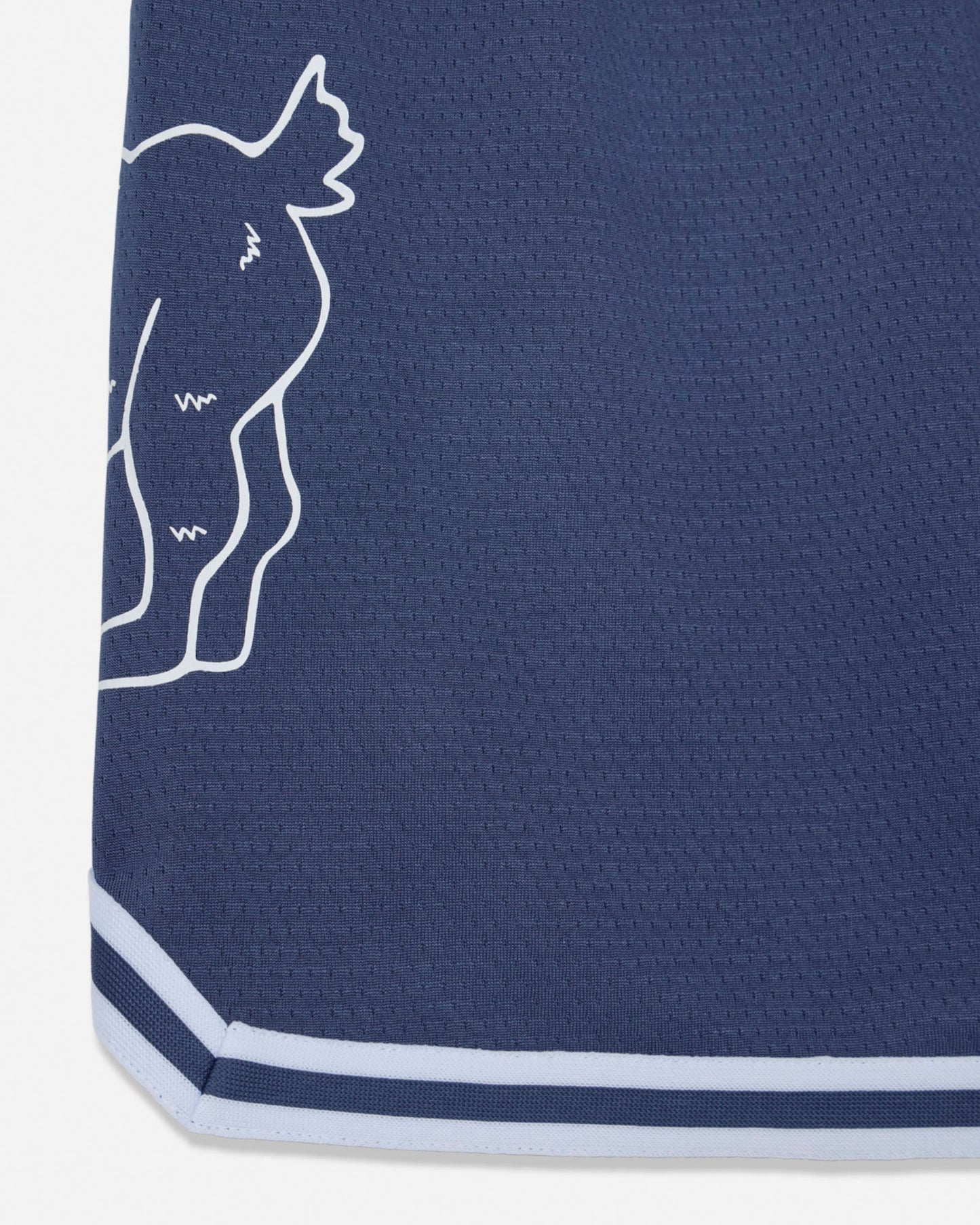Close-up of back of navy mesh shorts#color_navy
