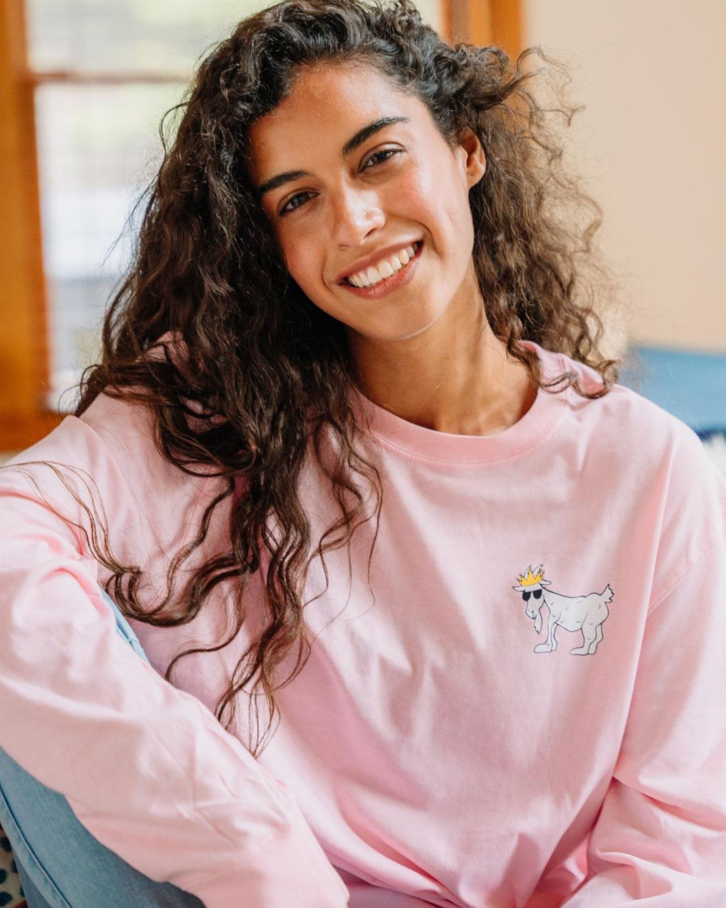 Girl wearing pink OG LST#color_pink